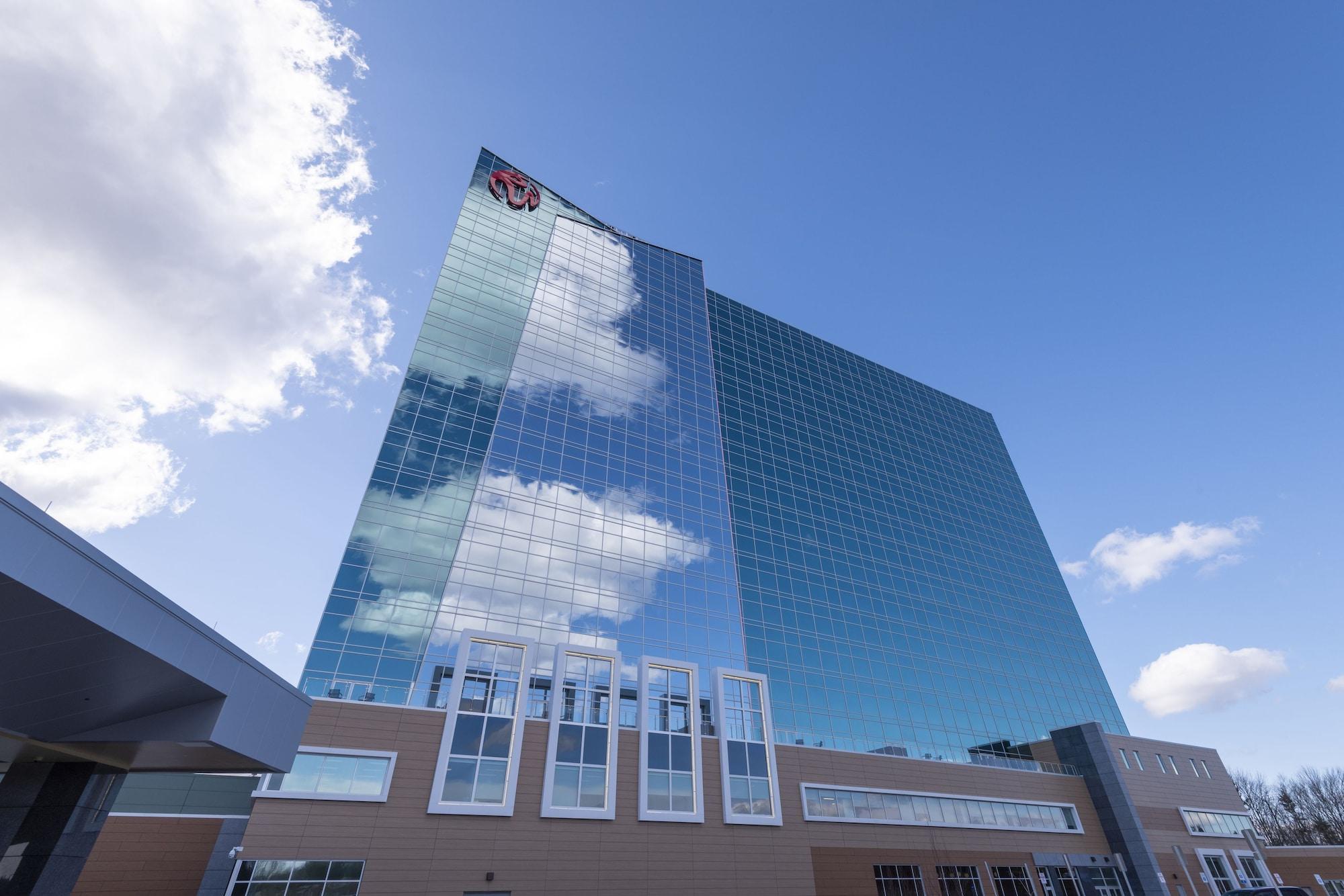מונטיצ'לו Resorts World Catskills מראה חיצוני תמונה
