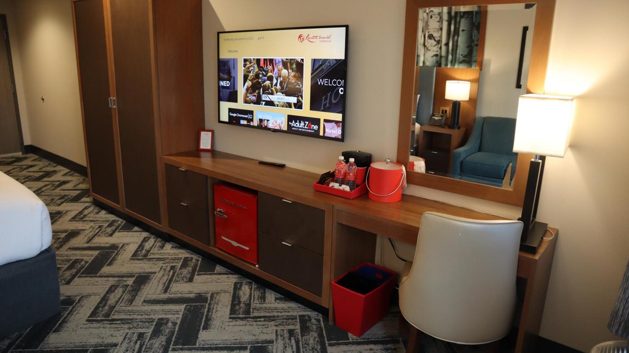 מונטיצ'לו Resorts World Catskills מראה חיצוני תמונה
